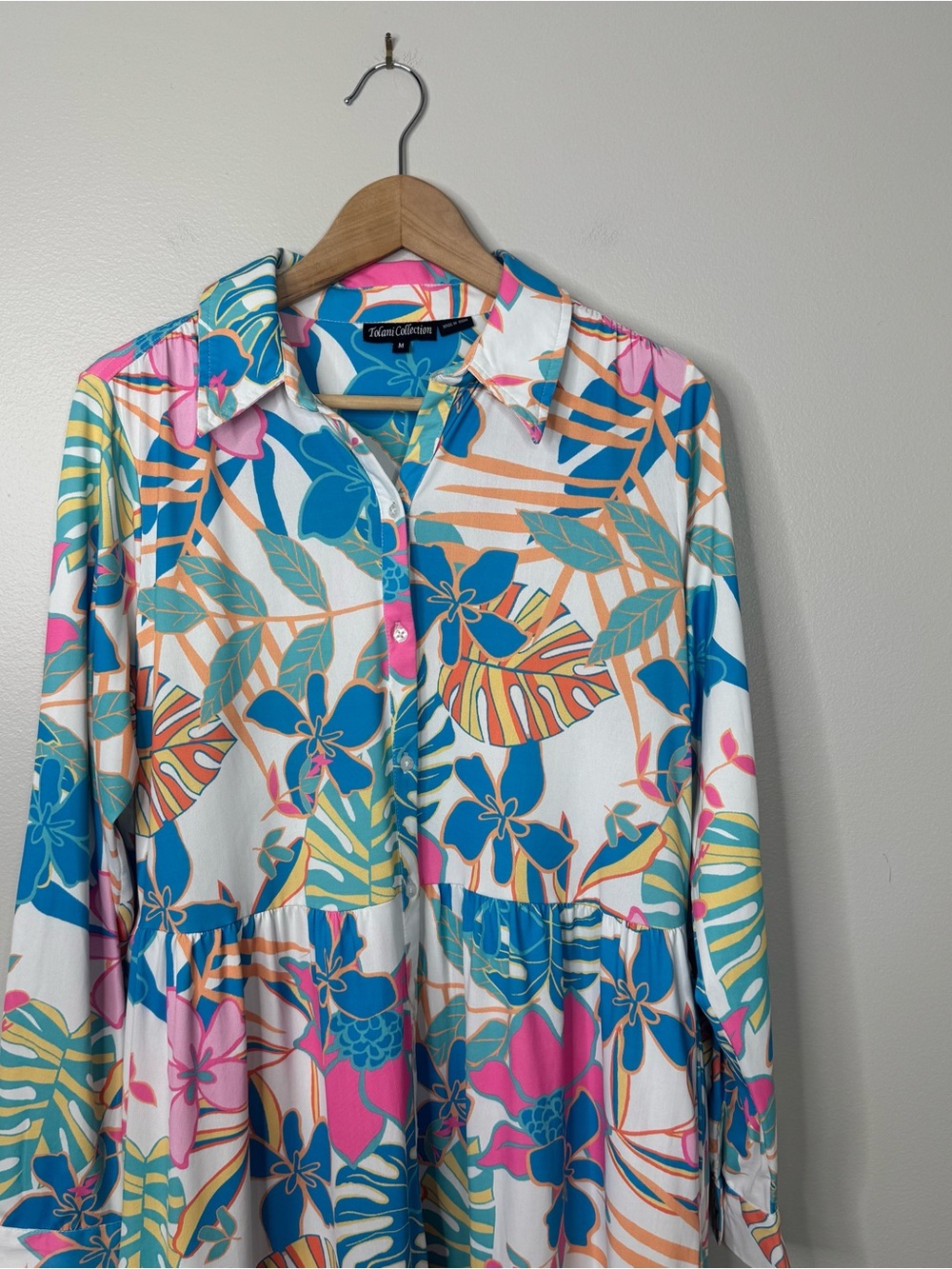 Tolani Collection Long Sleeve Collared Vibrant Tropical Floral Dress Med